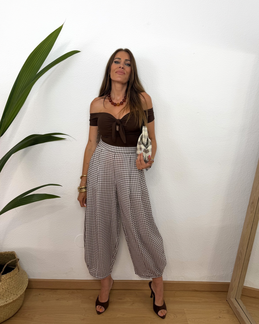Top Camila