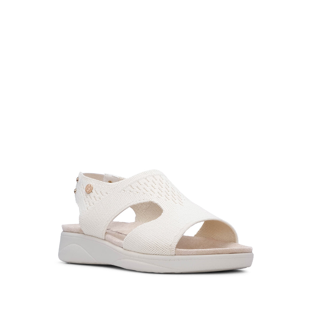 Sandalia cómoda para mujer en color beige