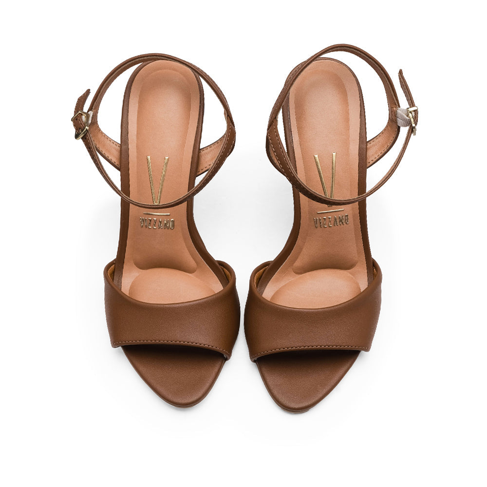 Sandalias de tacón alto color camel para mujer