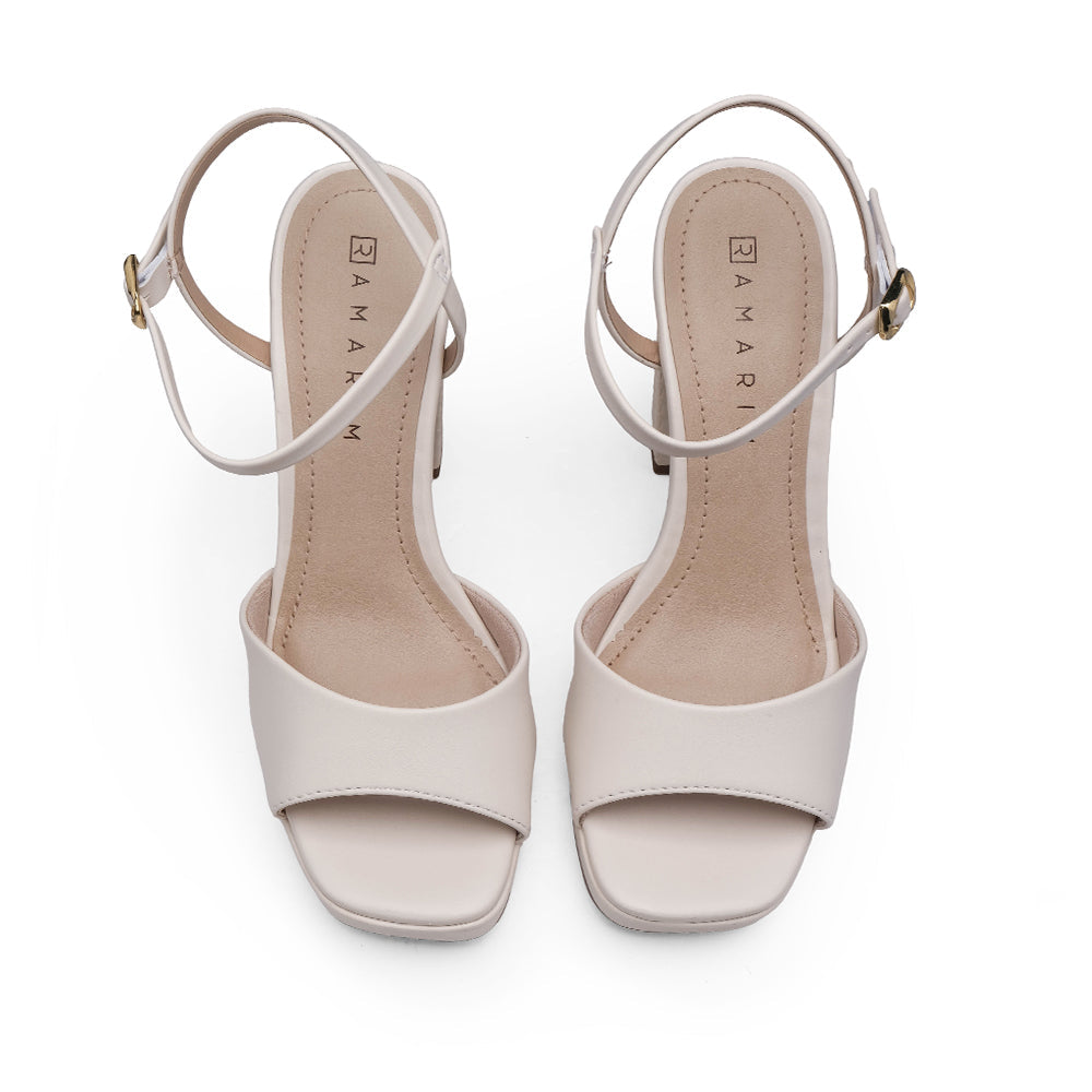 Sandalias de tacón alto color beige para mujer