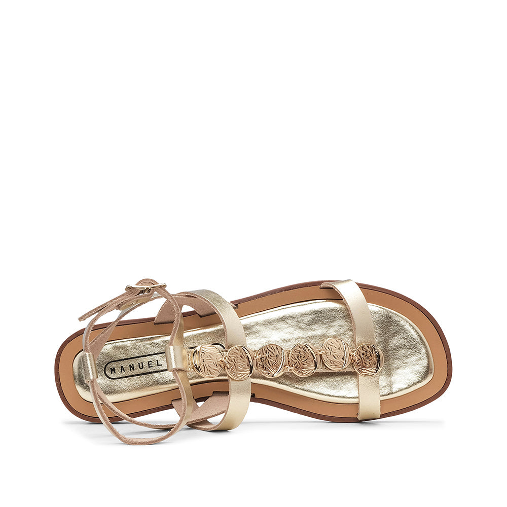 Sandalias de tacón plano para mujer color champán metalizado