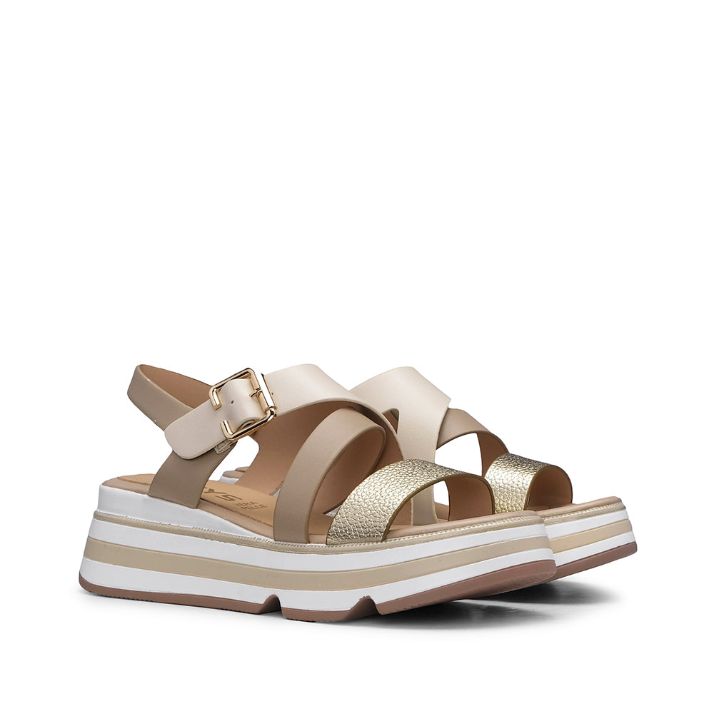 Sandalia de plataforma para mujer beige