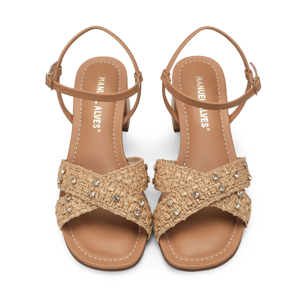 Sandalia de tacón medio beige para mujer