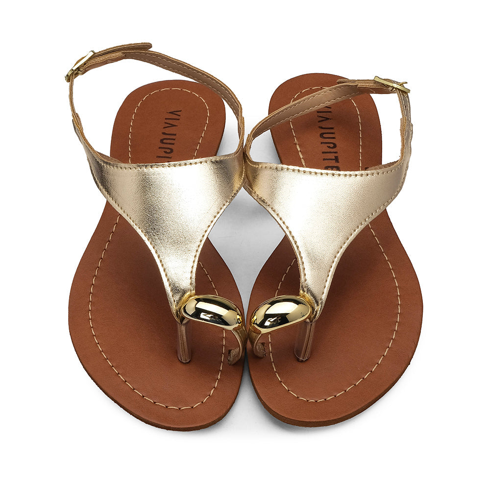 Sandalias de tacón plano para mujer color champán metalizado