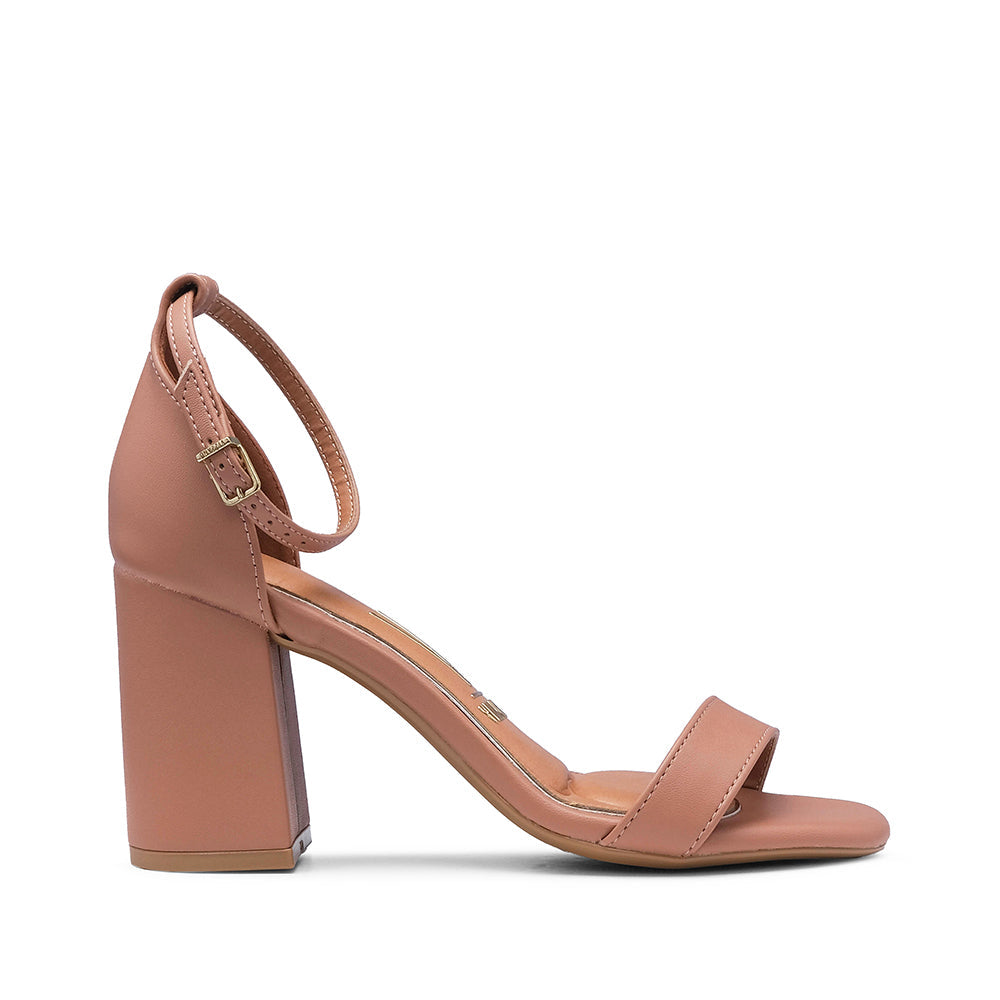 Sandalia de tacón alto para mujer en piel color nude