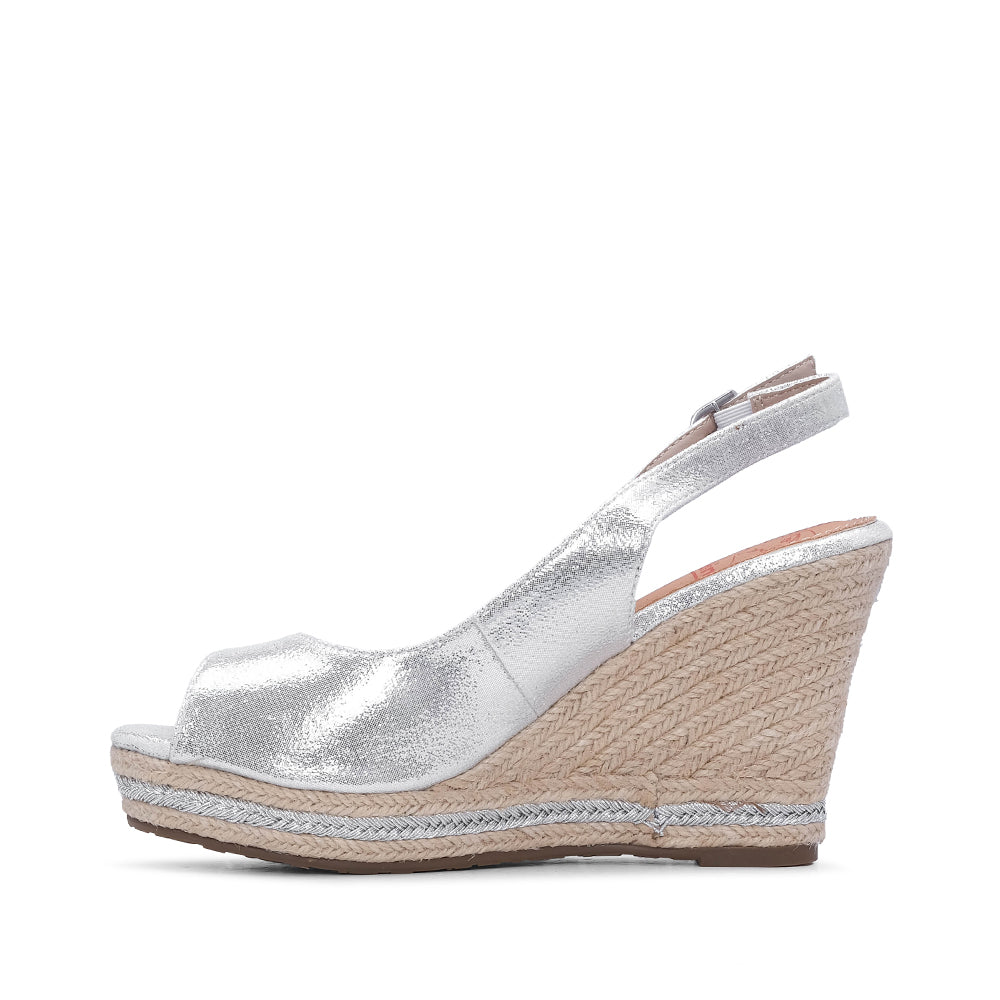 Sandalia de cuña para mujer color plata metalizada
