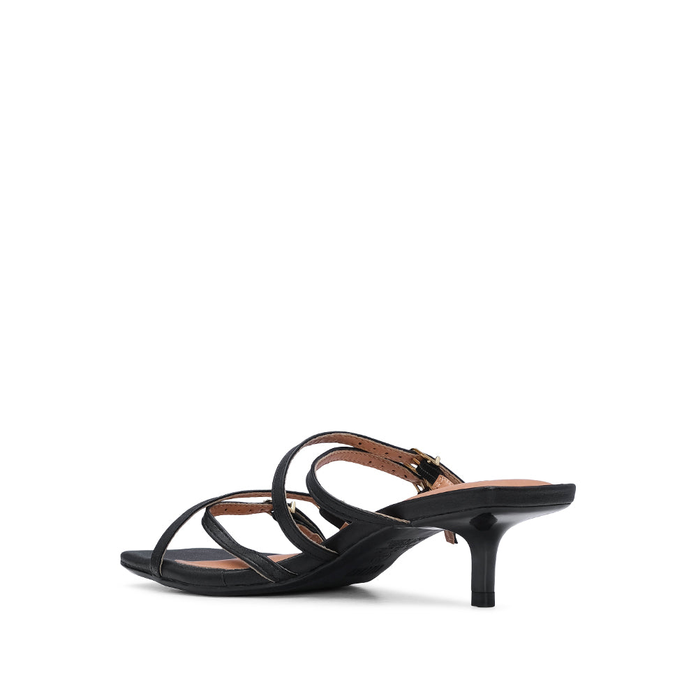 Sandalia de tacón medio para mujer en color negro
