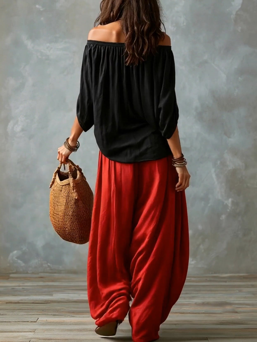 Conjunto Amara™ | Blusa Bardot Negra y Pantalón Lanterne Rojo